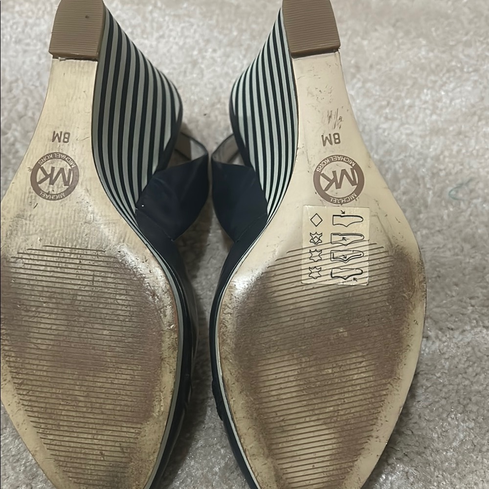 Michael Kors Navy and Gold Peep-Toe Heels - Picture 5 of 5
